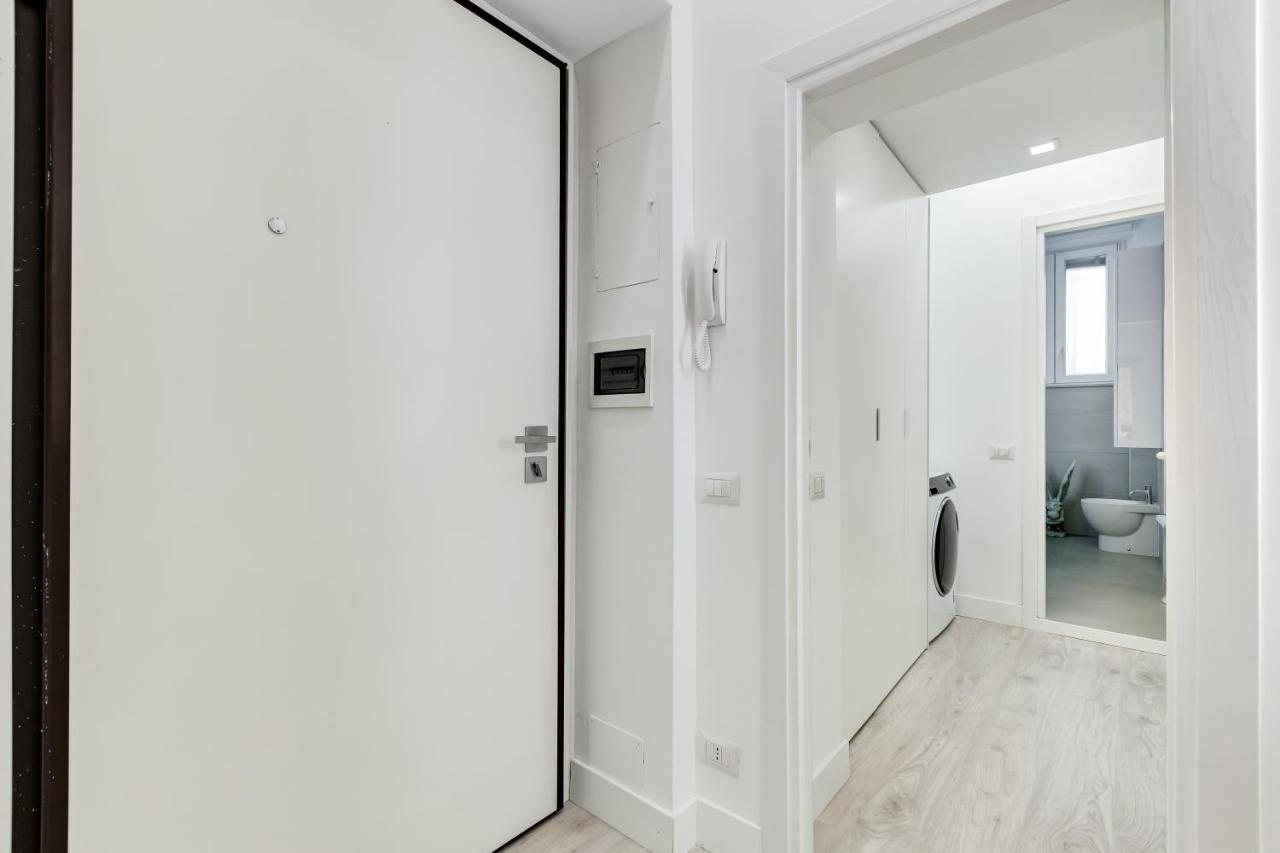 Bmga L The White Crown Apartment In Testaccio Roma Dış mekan fotoğraf