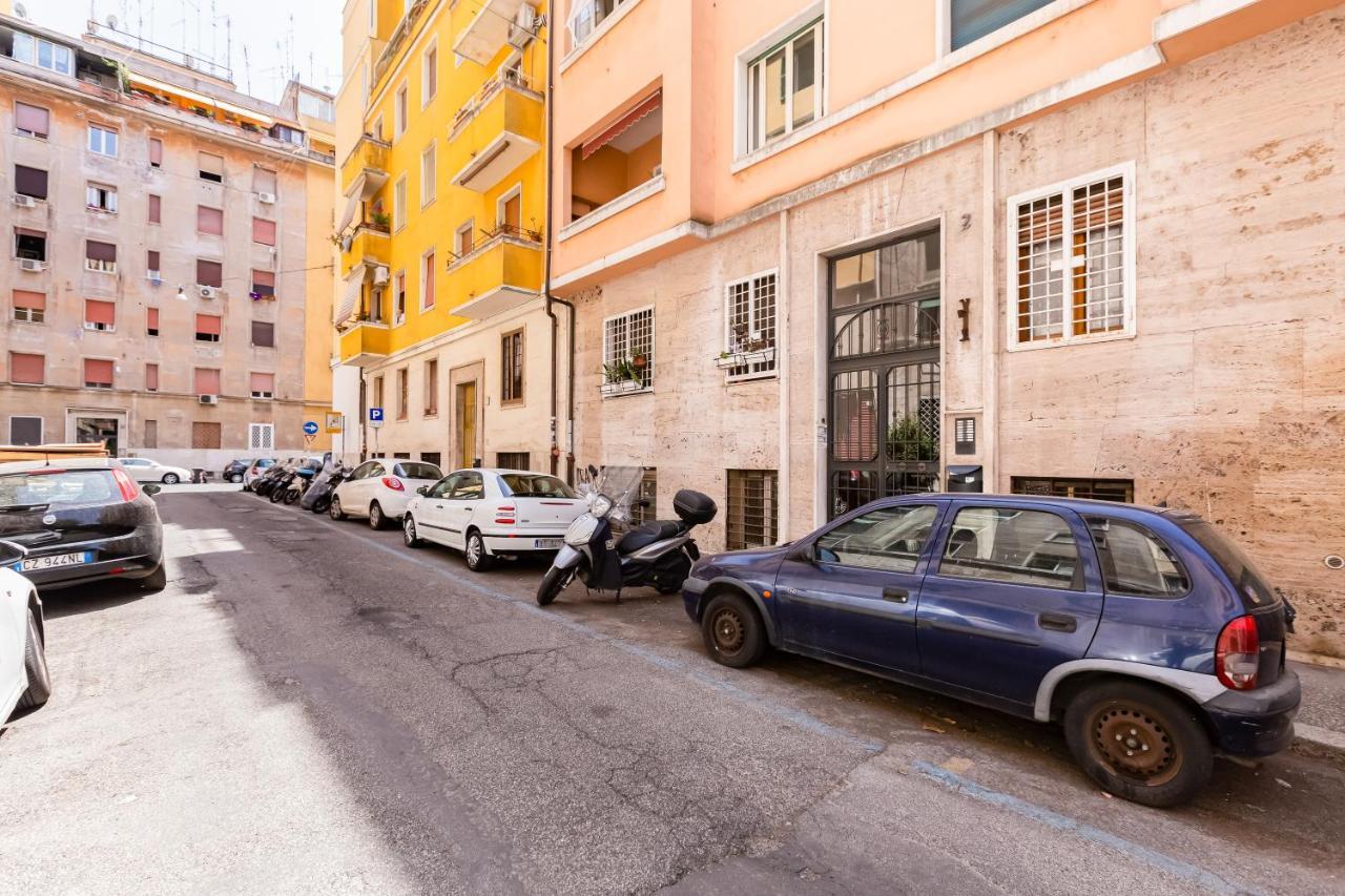 Bmga L The White Crown Apartment In Testaccio Roma Dış mekan fotoğraf