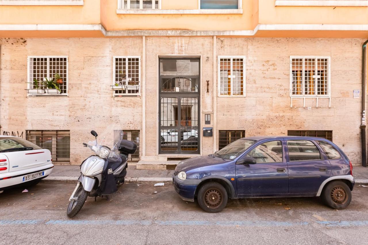 Bmga L The White Crown Apartment In Testaccio Roma Dış mekan fotoğraf